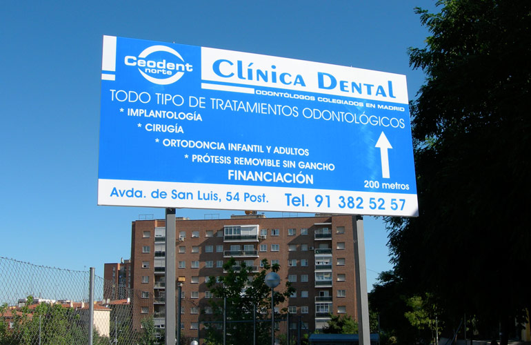 Vallas publicitarias clinica dental