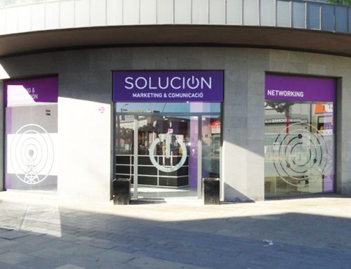 Renueva tu escaparate y hazlo atractivo con nuevos vinilos