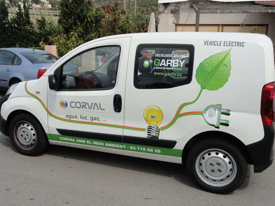 Pegatina para coche frena insensato - Rotula2 Empresa de rotulación y  marketing en Madrid